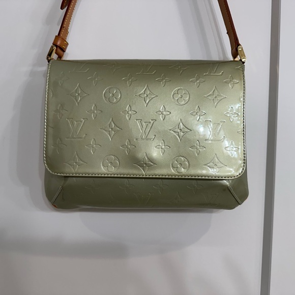 Louis Vuitton Green Monogram Shoulder Bag - Picture 2 of 9